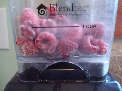 raspberriesinblender