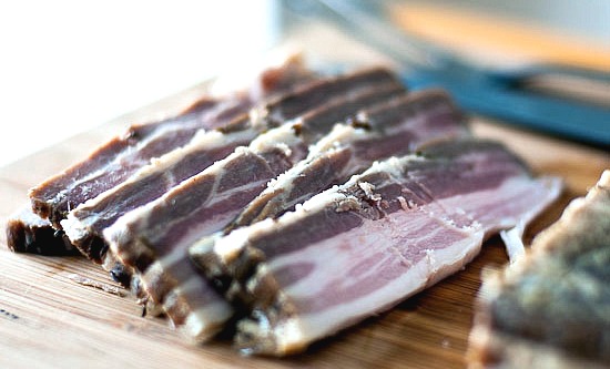 sliced bacon (3) home cured bacon sliced