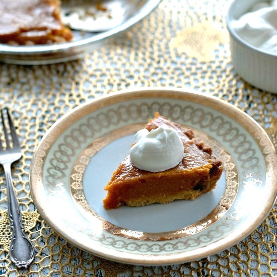 red kuri squash pie all natural Thanksgiving pie