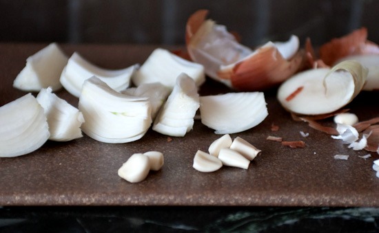 onions and garlic garlic and onions