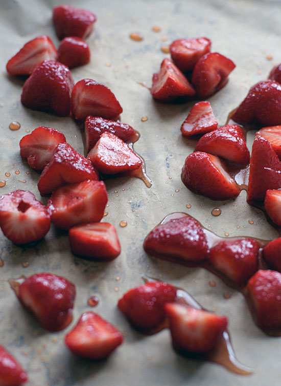 strawberry agua fresca | healthy green kitchen roasted strawberry agua fresca | healthy green kitchen