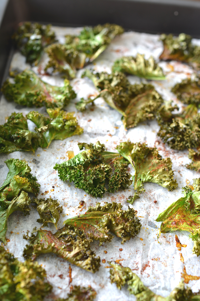 close up image of a baked kale leaves