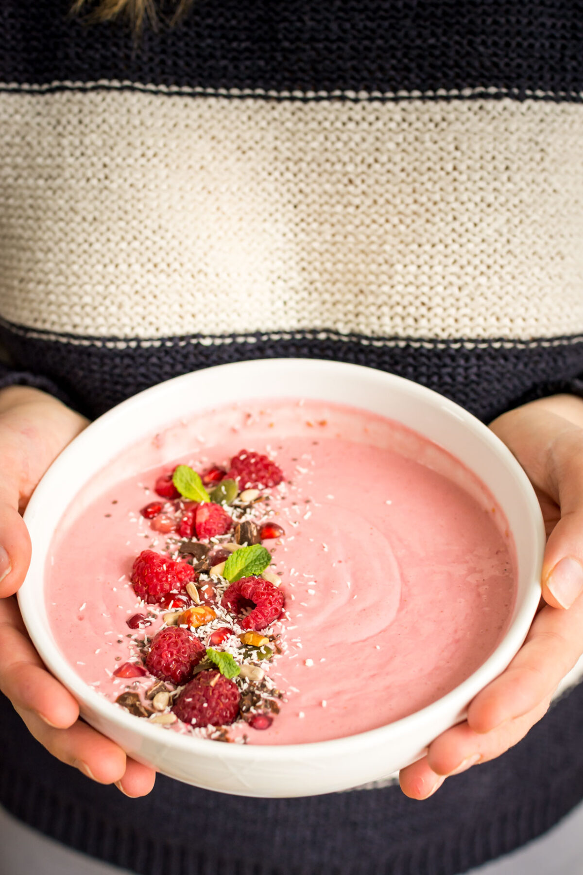 Smoothie Bowls are a fun way to get some fresh produce into your mornings! Start off with the same base and customise your bowls into one of my 3 recipes! Top them will all sorts of great ingredients and enjoy your colourful smoothie bowl in the morning!