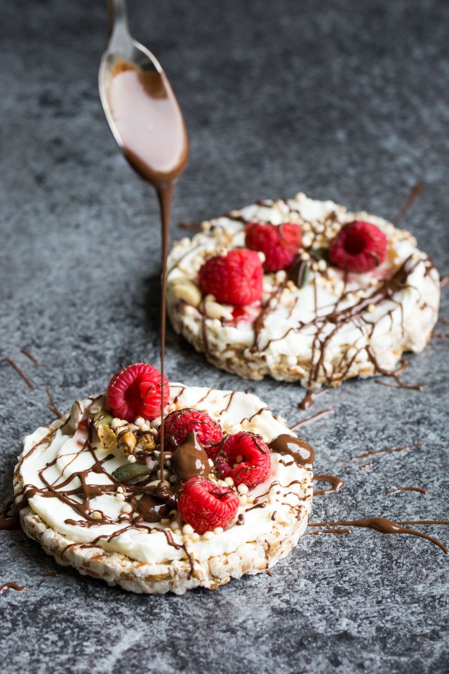 Are you looking for a healthy snack recipe? You know for those times when you just need something FAST, but you don't want to reach for the bag of chips? Enter my healthy ricecake snacks! These little ricecakes are given the most delicious, exciting toppings, you'll never be stuck for a quick, easy, healthy snack again!