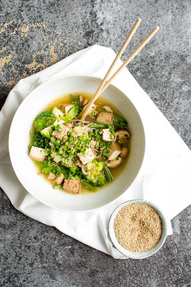 These Vegan Miso Soup Noodles really are a one pot wonder! They are bursting with flavour from the fresh ginger and miso, and chock full of fresh veggies. This healthy, super easy dinner will liven up any evening.